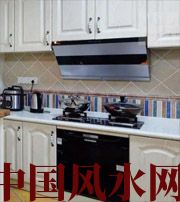 神农架赚钱看客厅，存钱看卧室，不可不知道的招财秘法！